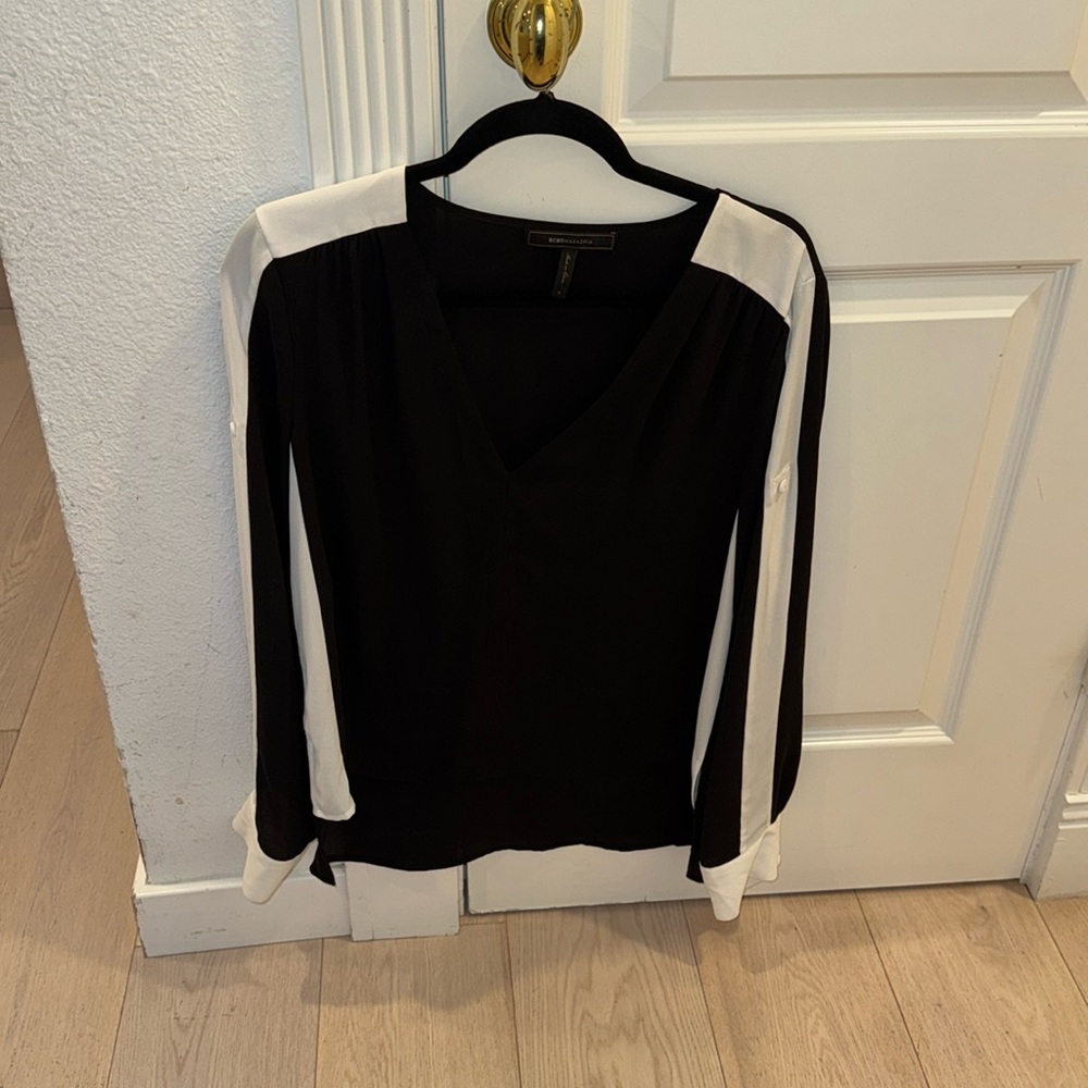 Women’s BCBG Blouse
